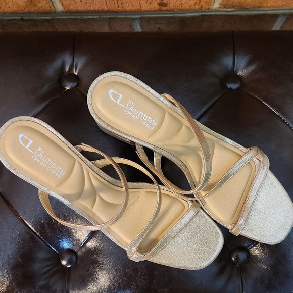 Womens Sandals - Picture 3 of 4